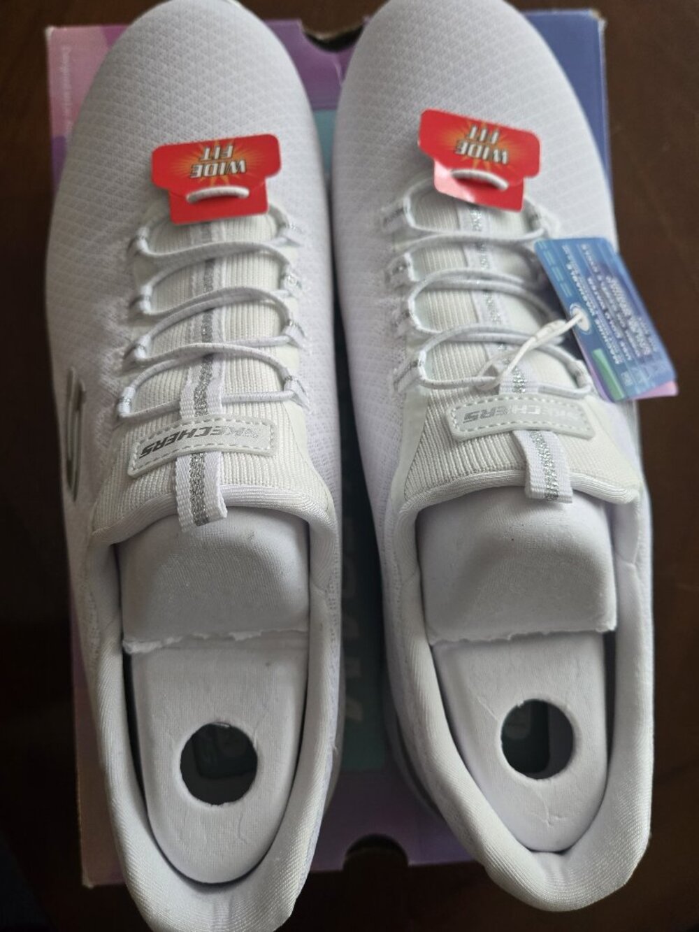 Brand New Skechers size 9 Wide white shoes